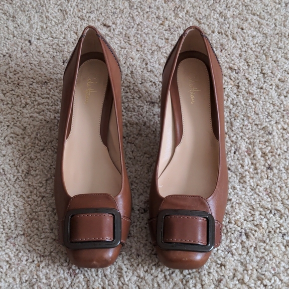 Cole Haan heels - Picture 2 of 10